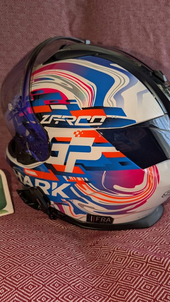 Capacete Shark Réplica Zarco restaurado
