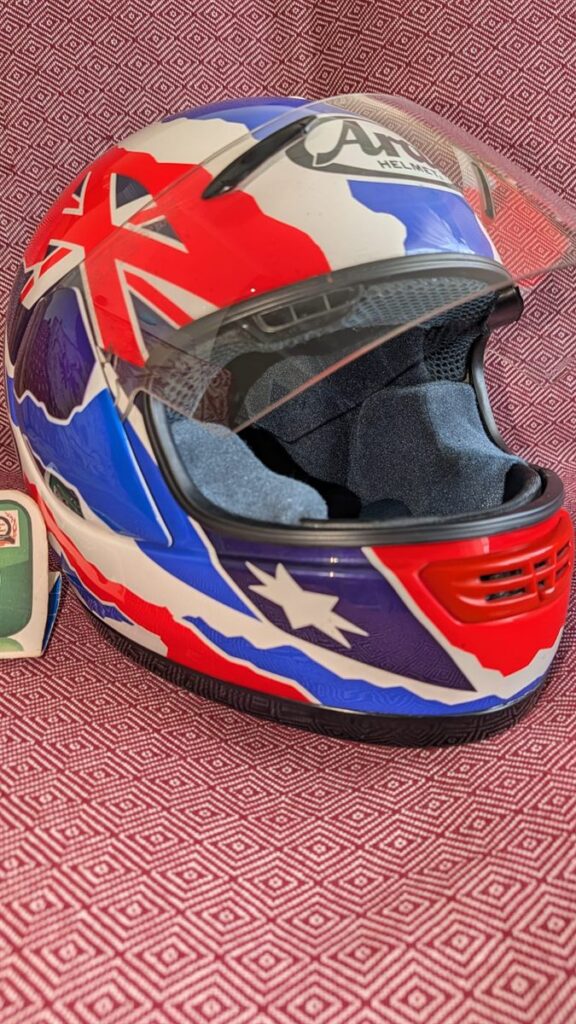 Capacete Arai Réplica Michael Doohan restaurado